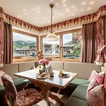 Boutique Appartments Gerlosperle Konukevi 4*