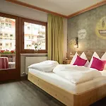 Pensión Boutique Appartments Gerlosperle 4*