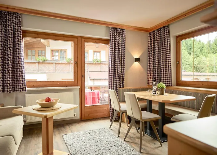 Πανσιόν Boutique Appartments Gerlosperle 4*